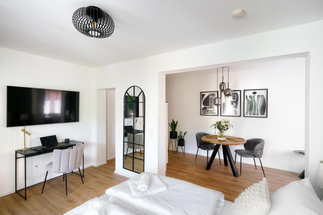 Staytona - Parkpl. - Balkon - Wlan - Netflix - Wfh 陶努斯施泰因 外观 照片