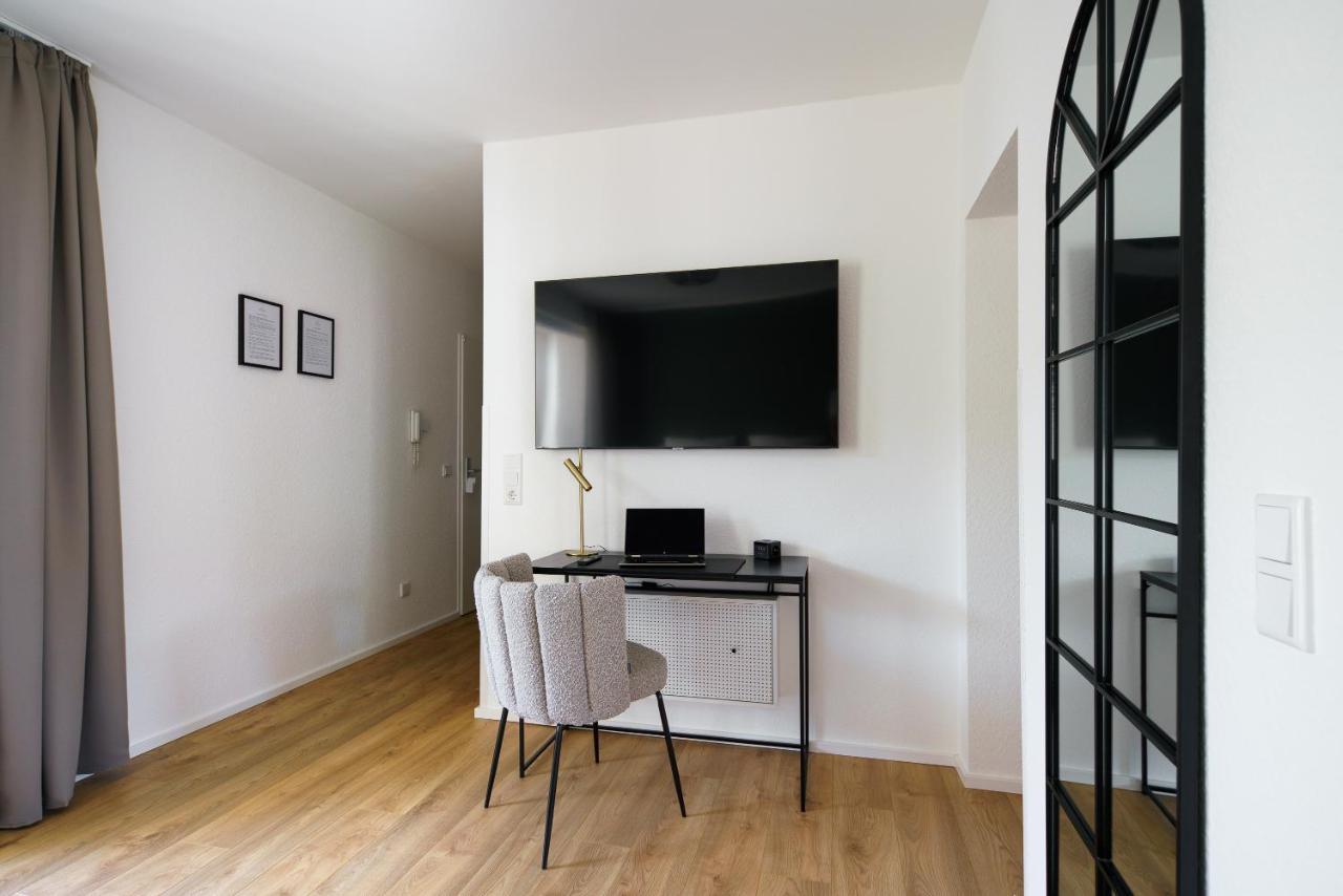 Staytona - Parkpl. - Balkon - Wlan - Netflix - Wfh 陶努斯施泰因 外观 照片